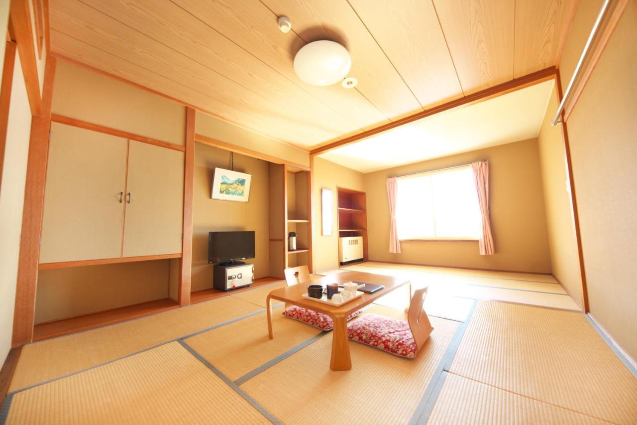 Shiga Swiss Inn 志贺高原 外观 照片